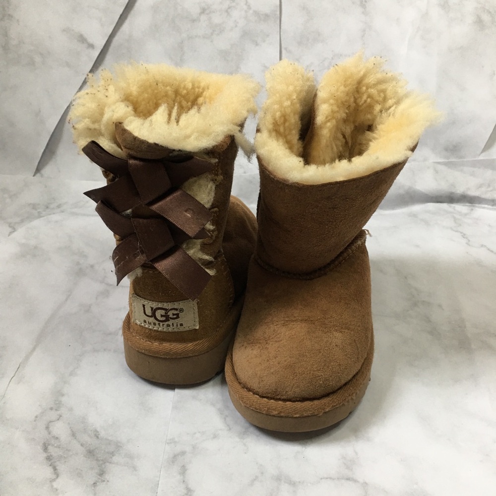 UGG Bailey Bow Booties Chestnut Toddler Girl 7